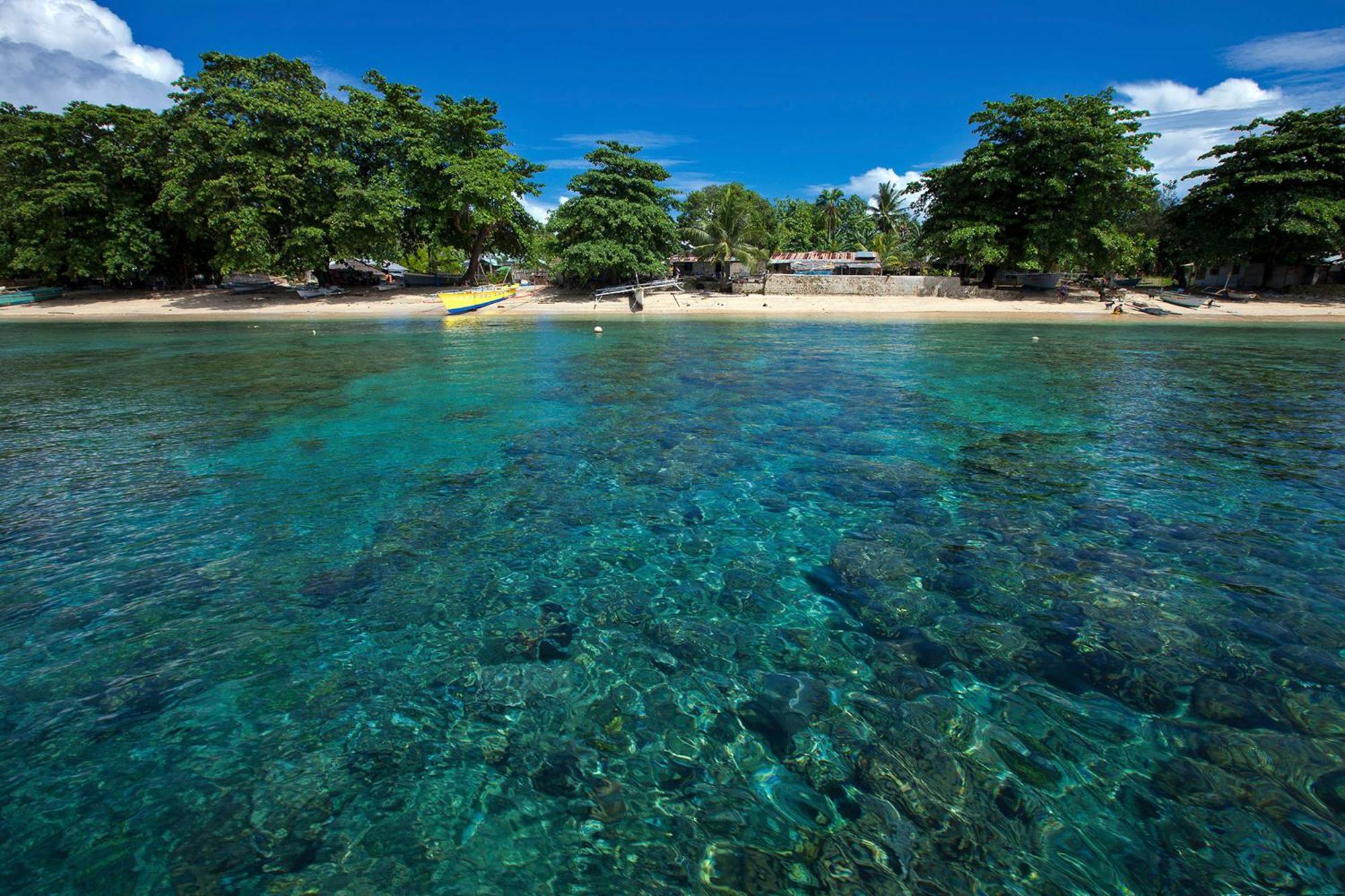 Siladen Resort & Spa Bunaken Exterior photo