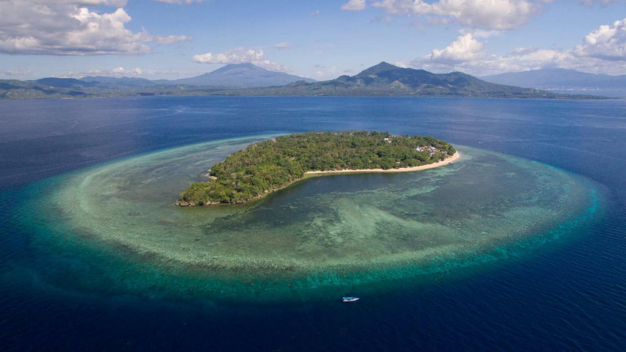 Siladen Resort & Spa Bunaken Exterior photo